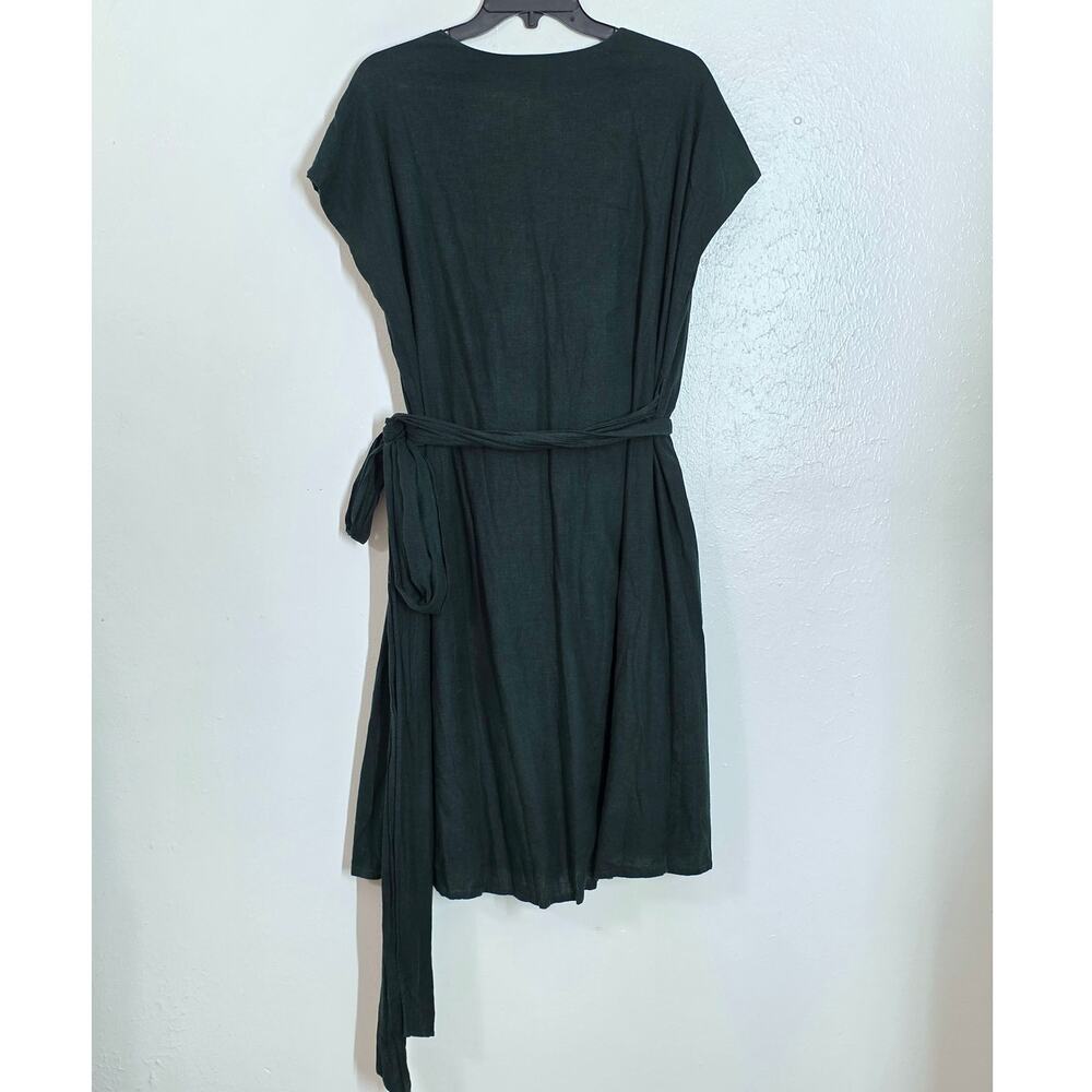 Universal Standard Tracy Linen Wrap Dress in Forest Green Hi Low Tulip Hem - Picture 6 of 9